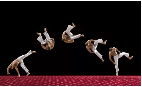 Acro 