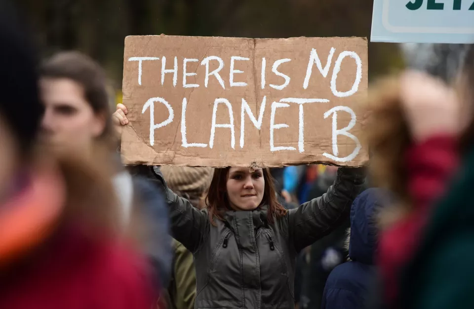 The us is officially the only country in the world not in the paris climate agreement