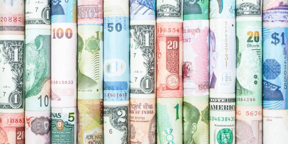 Global monetary policy enters a decisive phase