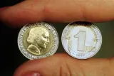 Guarding the peso  argentina's economic crisis 