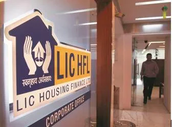 Oppn plans to attack govt on listing of lic