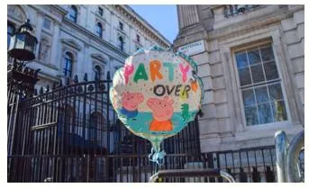 Downing street has betrayed its civil servants