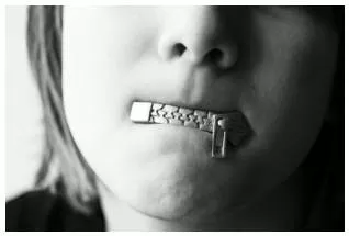 Reticence meaning