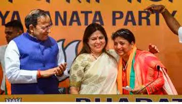 2 states  3 parties  will gujarat & hp see triangular bjp inc aap contests  congress has the most to lose