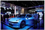 China auto maker geely ventures into smartphones