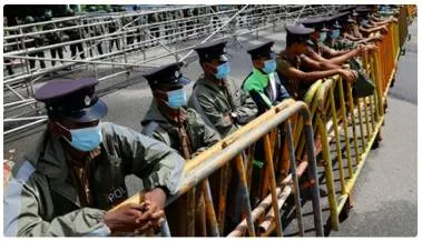 Sri lanka's acting president declares state of emergency