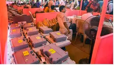 Why evms are not used for election of president and vice president 