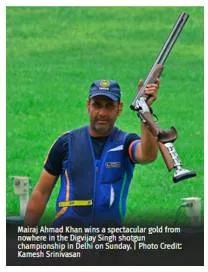Mairaj ahmad khan snatches skeet gold