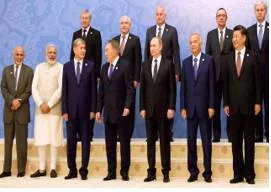 Signatories - A person, a country or an organization that has signed an official agreement.