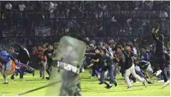Love and loss  on the indonesia soccer match stampede