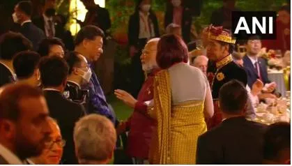 Don’t be swayed by modi’s friendly gesture toward xi in bali  we don’t get chinese deception