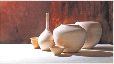 Artists pay tribute to ghulam muhammad kumhar  last clay tile maker in kashmir