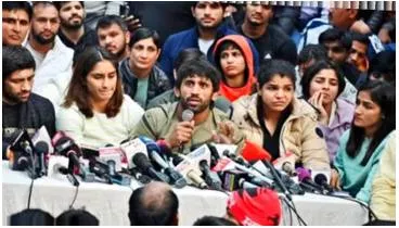 Anurag thakur meets protesting wrestlers  no breakthrough yet | 10 points