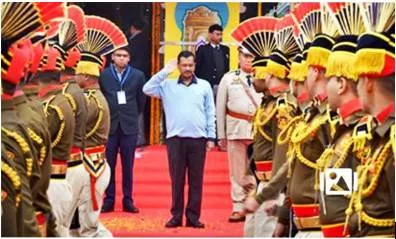At republic day event  kejriwal trains guns on centre and l g