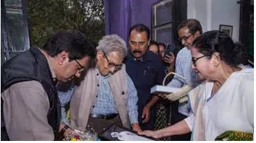 Mamata banerjee backs amartya sen on visva bharati land dispute  attacks bjp