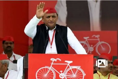 Akhilesh to embark on u p  tour to galvanise sp workers ahead of ls poll