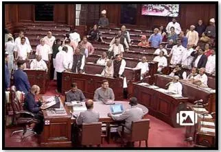 Row over rahul speech disrupts parliament