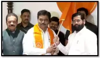 In setback to uddhav  ex minister deepak sawant joins eknath shinde’s shiv sena
