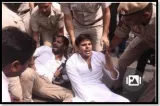 Delhi police visit rahul’s house  serve fresh notice over his yatra remarks