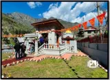 Govt  will attempt to open corridor to sharda peeth in pok for devotees  shah