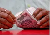 Rupee contends with fed rate hike possibility  favourable momentum at open