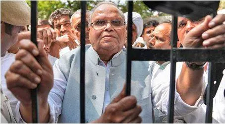 Ready to fight  says satya pal malik as police deny claims he was detained