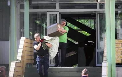 Poland seizes russian high school building in warsaw