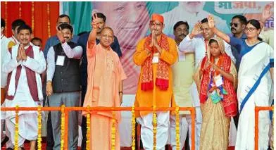 Adityanath  akhilesh rallies bring poll campaign to a close