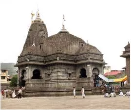 Maharashtra government constitutes sit to probe nashik temple incident