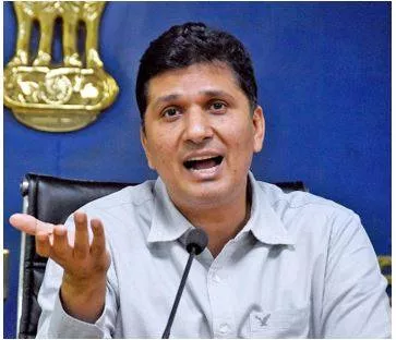 Delhi govt  digs in its heels  rejects order to reinstate vigilance special secretary