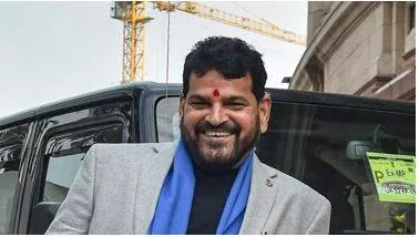Not found sufficient evidence against brij bhushan to arrest him  delhi police