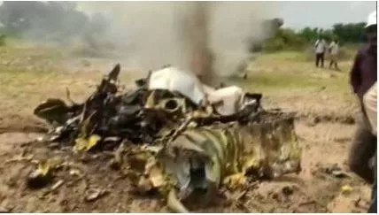 India air force's trainer jet crashes in karnataka  both pilots land safely