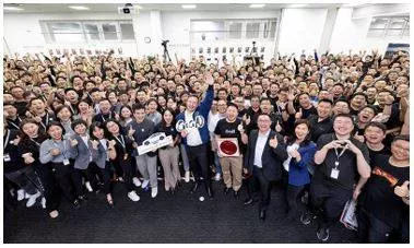 Chinese fans welcome ‘comrade musk’