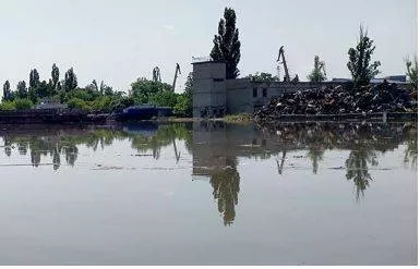 Frontline dam blown up in kherson  russia  ukraine blame each other