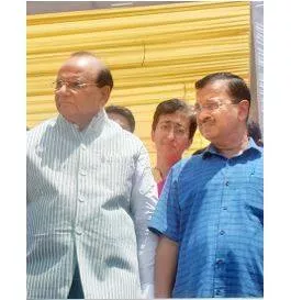 Politics  protest at east delhi university campus inauguration