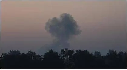 Russia attacks ukrainian cities in overnight air strikes