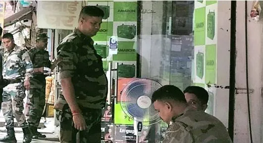 Youth stabbed in north east delhi  paramilitary deployed to avoid communal flare ups
