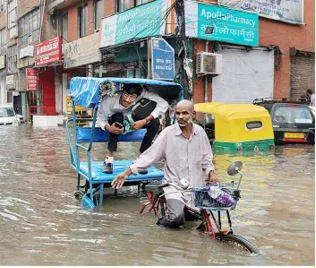 Highest rainfall in a day in 20 years drowns delhi in deluge