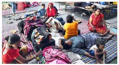 Govt  to organise special camps for those who lost their documents in flood