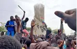 Mutinous soldiers claim to have ousted niger president