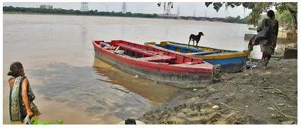 Delhi govt  on high alert as yamuna likely to breach danger mark again