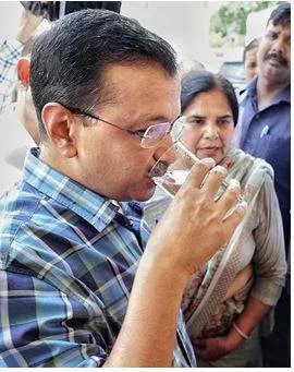 Cm inaugurates delhi’s first ro ‘water atm’  500 more to be set up