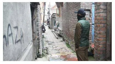 Multiple searches carried out in kashmir to trace militant recruiters  police