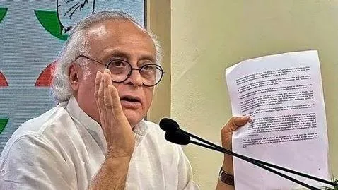 Congress shares advani's letter after bill on ec appointments triggers row