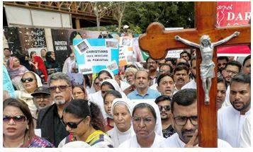 Pakistan to compensate over 100 christians who lost their homes in riots