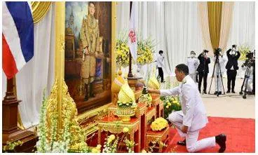New thai pm takes office  vows four years of change