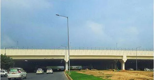 Delhi residents could live 11 9 years longer with reduced pollution  analysis