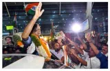Centre’s impromptu convening of lok sabha perplexing  says shashi tharoor