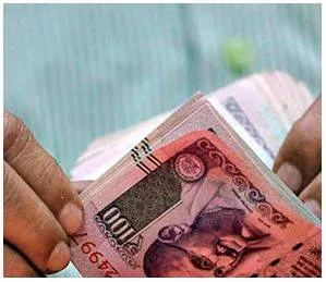 Rupee snaps 4 day losing streak  gains 21 paise against usd