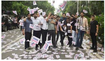 Fee  hostels major issues in dusu polls  outfits mull india like bloc